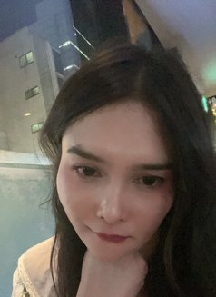 Minny - escort in Bangkok Photo 3 of 4