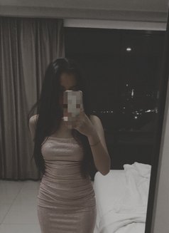 Minny - escort in Bangkok Photo 2 of 2