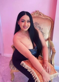 Minny - Acompañantes transexual in Abu Dhabi Photo 1 of 3