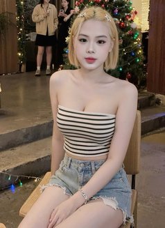 Minseo - escort in Bangkok Photo 3 of 7