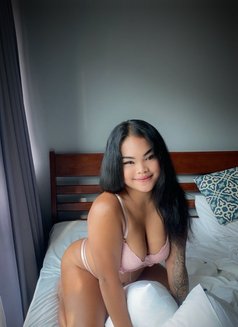 Mint New Girl Just Arrived - puta in Okinawa Island Photo 11 of 11