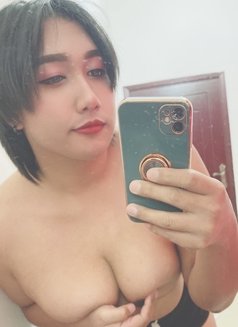 Mint - Transsexual escort in Şalālah Photo 9 of 10