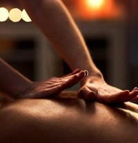 Mintra Professional massage from Thailan - escort in Riyadh