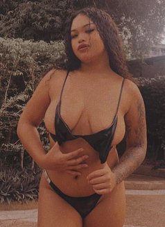 Minty - escort in Phuket Photo 7 of 8
