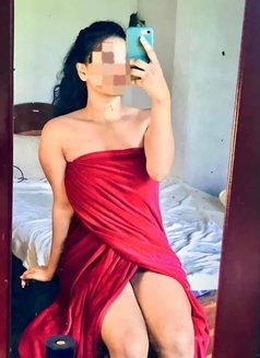 Minu Independent VIP - escort in Colombo Photo 1 of 5
