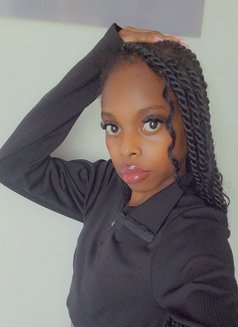 Minxie - escort in Nairobi Photo 3 of 16
