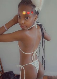 Minxie - escort in Nairobi Photo 11 of 16