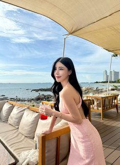 Anny Lee π»π³ - escort in Seoul Photo 4 of 24
