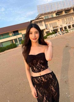 Anny Lee π»π³ - escort in Seoul Photo 5 of 24