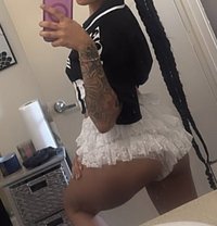 Minye - escort in Yokohama