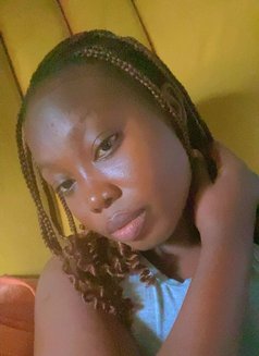 Mira - escort in Cairo Photo 3 of 5