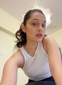 Mira Indian - escort in Riyadh Photo 2 of 5