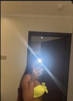 Mira - escort in Noida Photo 3 of 3