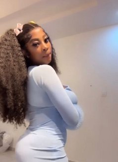 Mira - puta in Noida Photo 4 of 5