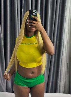 Mira - escort in Noida Photo 5 of 5