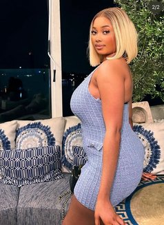 Mira - escort in Noida Photo 8 of 10