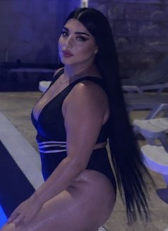 Mira - Transsexual escort in Beirut Photo 18 of 18
