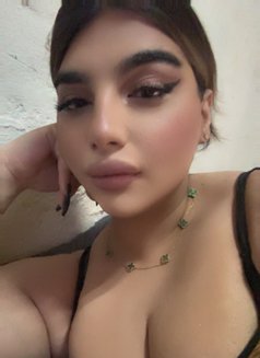 Mira - Transsexual escort in Beirut Photo 19 of 20