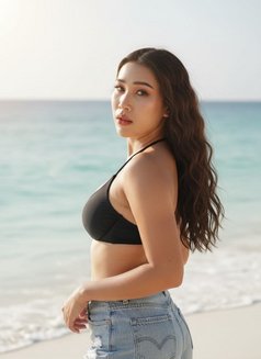 Mira Me - masseuse in Ajmān Photo 1 of 2