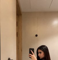 Mira - puta in Dubai