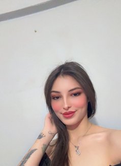 Mira - escort in İstanbul Photo 2 of 7