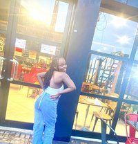 Mira - escort in Accra