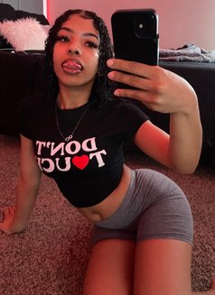 Mira - escort in Muscat Photo 2 of 3