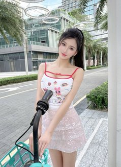 Mira Shenzhen - escort in Shanghai Photo 4 of 4