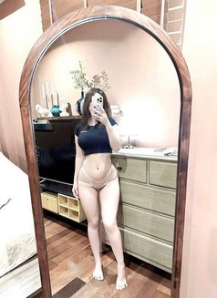 Mira - escort in Jeddah Photo 3 of 5