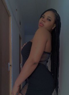 Mira - escort in Muscat Photo 3 of 3