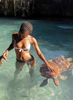 Mira - Squirt - Threesome - Mistress - puta in Dubai Photo 10 of 13