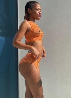 Mira - Squirt - Threesome - Mistress - puta in Dubai Photo 13 of 13
