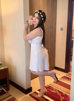 Mira - puta in Dubai Photo 1 of 3