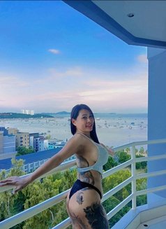 Mira - masseuse in Al Manama Photo 5 of 7