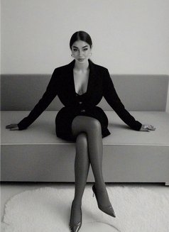 Mira20y, Exotic Turkish - puta in Dubai Photo 7 of 14