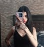 Miraa - escort in Beirut Photo 4 of 10