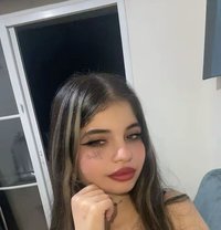Miraa - puta in Beirut Photo 7 of 10