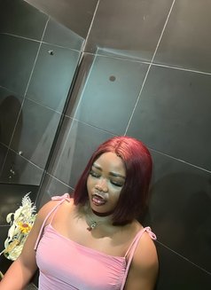 Mirabel T - escort in Lagos, Nigeria Photo 2 of 5