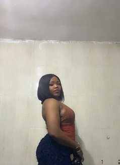 Mirabel T - escort in Lagos, Nigeria Photo 4 of 5