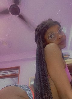 Miracle - puta in New Delhi Photo 4 of 7