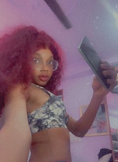 Miracle - puta in New Delhi Photo 5 of 7