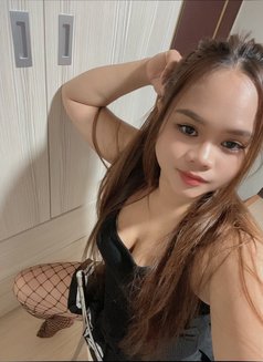 Mirah - escort in Macao Photo 2 of 3