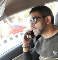 Miraj - Masajista in Gurgaon