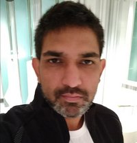 Miraj - Masajista in Gurgaon