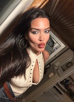 Miramira - escort in İstanbul Photo 1 of 4