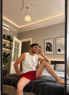 Miran - Male escort in İstanbul Photo 10 of 10