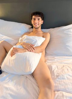 Miran - Male escort in İstanbul Photo 13 of 18