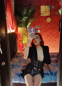 Miranda - Transsexual escort in Bangalore Photo 18 of 19