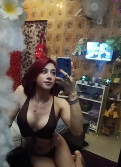 Miranda - Transsexual escort in Bangalore Photo 16 of 19