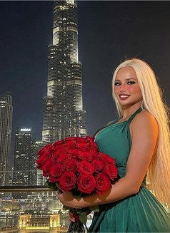 Miranda Lane - Transsexual escort in Dubai Photo 1 of 7